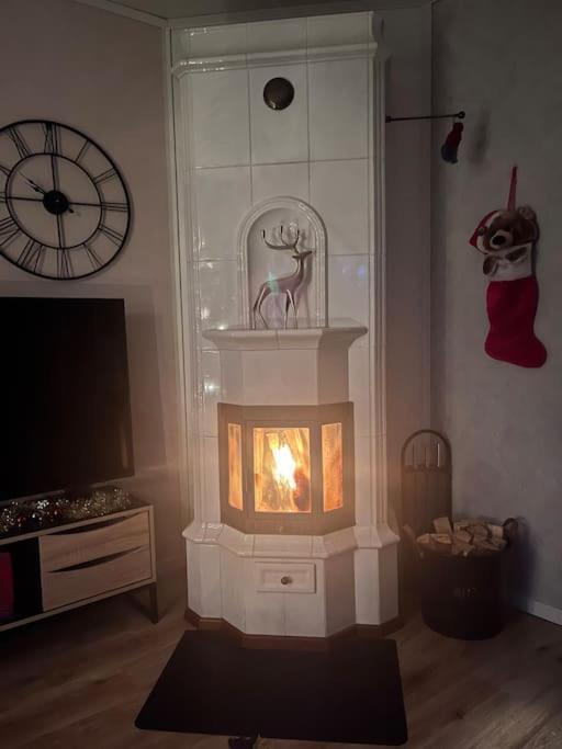 Cozy House Close To Santavillage Рованиеми Экстерьер фото